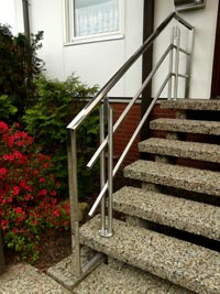 RED Metallbau - Treppengeländer aus Edelstahl